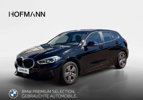 BMW 118, 2022