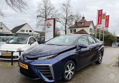 Toyota Mirai, 2017