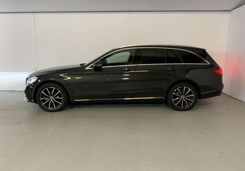 Mercedes-Benz C 300, 2020