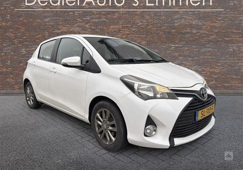 Toyota Yaris, 2015