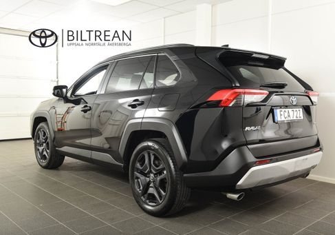 Toyota RAV 4, 2025 2