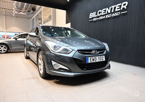 Hyundai i40, 2012