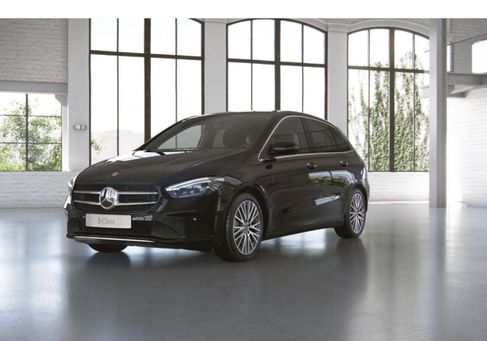 Mercedes-Benz B 200, 2022