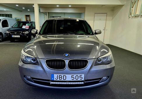 BMW 520, 2009