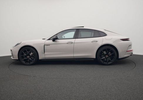 Porsche Panamera, 2024