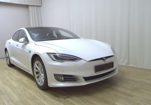 Tesla Model S, 2020 3
