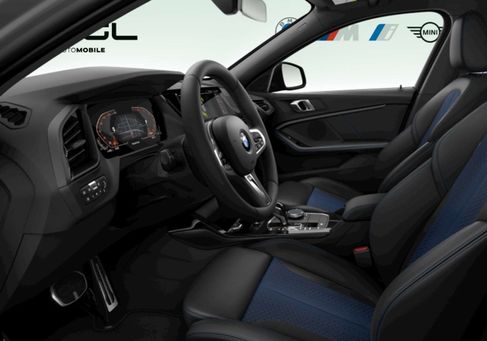 BMW 118, 2023