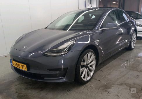 Tesla Model 3, 2019