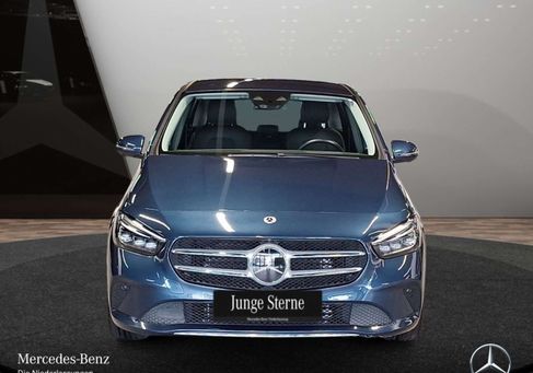 Mercedes-Benz B 220, 2022