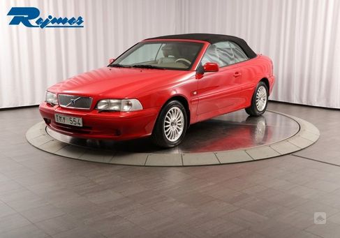 Volvo C70, 2002