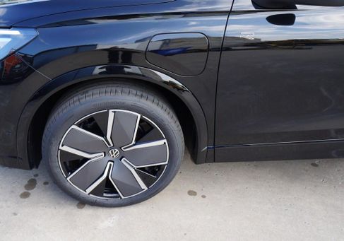 Volkswagen Tiguan, 2025 3