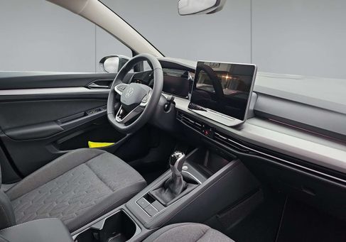 Volkswagen Golf, 2025 3