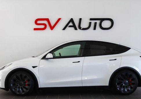 Tesla Model Y, 2024 3