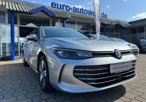 Volkswagen Passat Variant, 2024