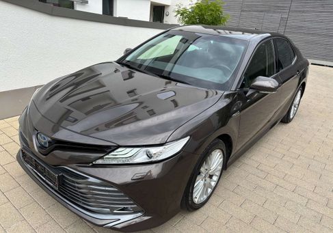 Toyota Camry, 2020