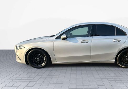 Mercedes-Benz A 180, 2020
