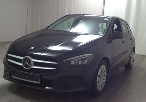 Mercedes-Benz B 250, 2022