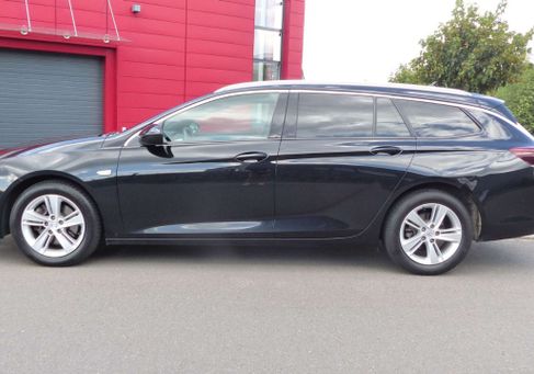 Opel Insignia, 2022 3