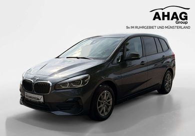 BMW 216, 2022