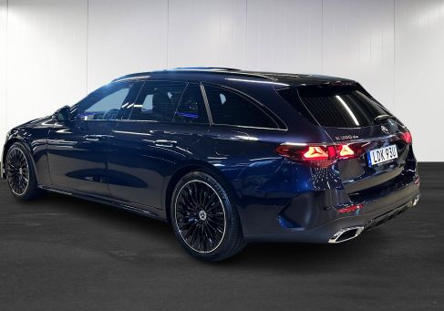 Mercedes-Benz, 2026 3