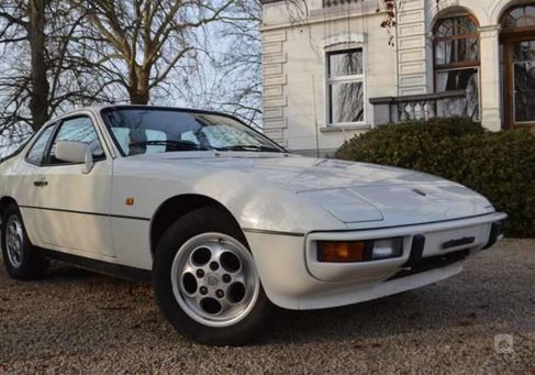 Porsche 924, 1987