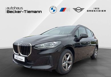 BMW 220, 2025