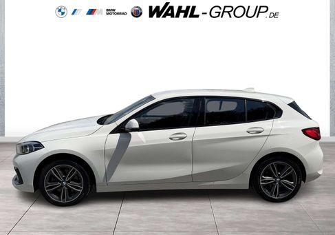 BMW 118, 2021