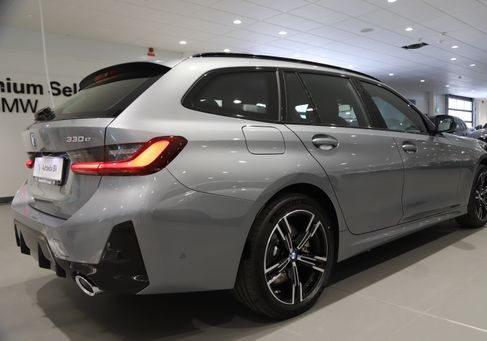 BMW 330, 2026