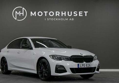 BMW 330, 2020