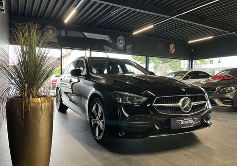 Mercedes-Benz C 300, 2023
