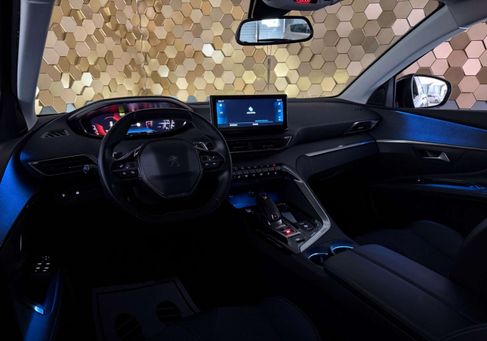 Peugeot 5008, 2021