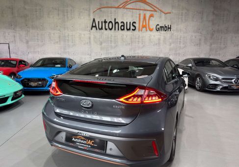 Hyundai IONIQ, 2020