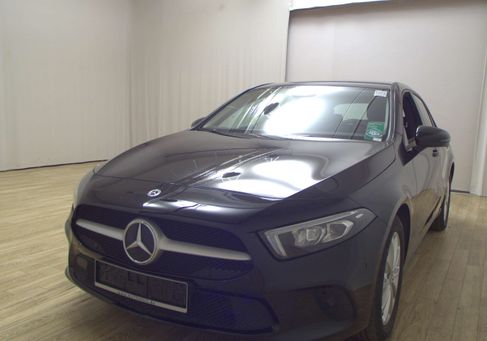 Mercedes-Benz A 250, 2021