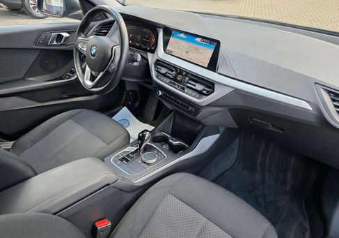 BMW 118, 2023