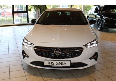 Opel Insignia, 2021
