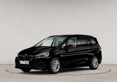 BMW 216, 2021