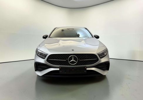 Mercedes-Benz A 200, 2023