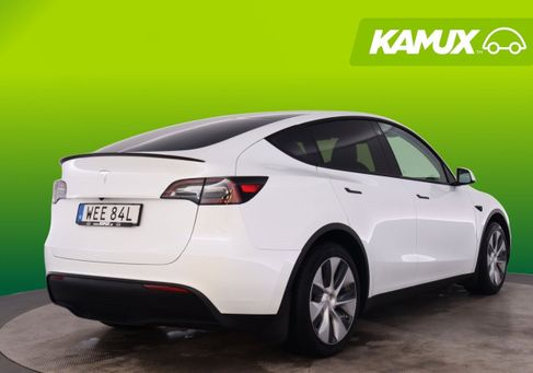 Tesla Model Y, 2023 3