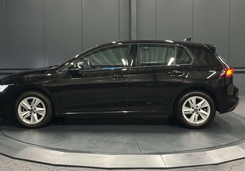 Volkswagen Golf, 2024 2