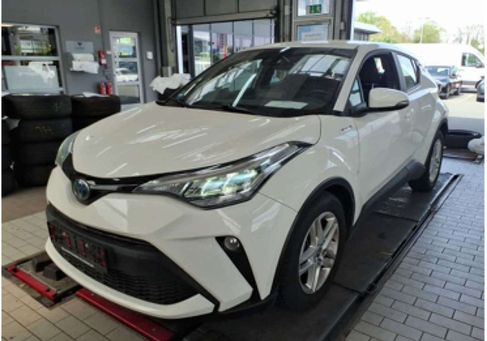 Toyota C-HR, 2022 2