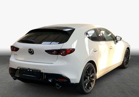 Mazda 3, 2025