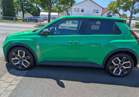 Renault R 5, 2025
