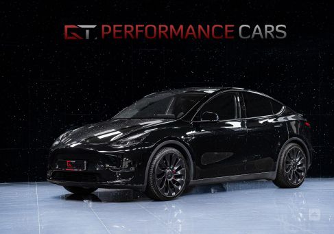 Tesla Model Y, 2023