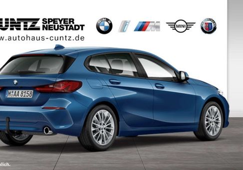 BMW 120, 2023