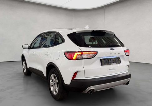Ford Kuga, 2022