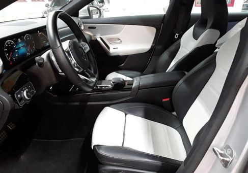 Mercedes-Benz CLA 220, 2022