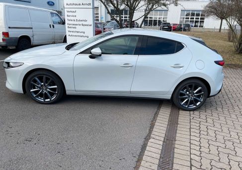 Mazda 3, 2026