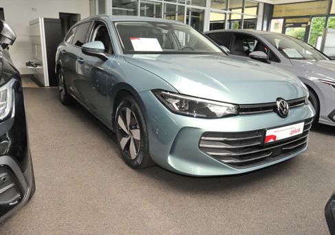 Volkswagen Passat Variant, 2025 2