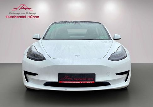 Tesla Model 3, 2022 3
