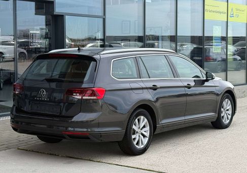 Volkswagen Passat Variant, 2023 2